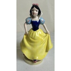 SCHMID DISNEY 8" SNOW WHITE MUSIC BOX FIGURINE Plays SOMEDAY MY PRINCE WILL COME